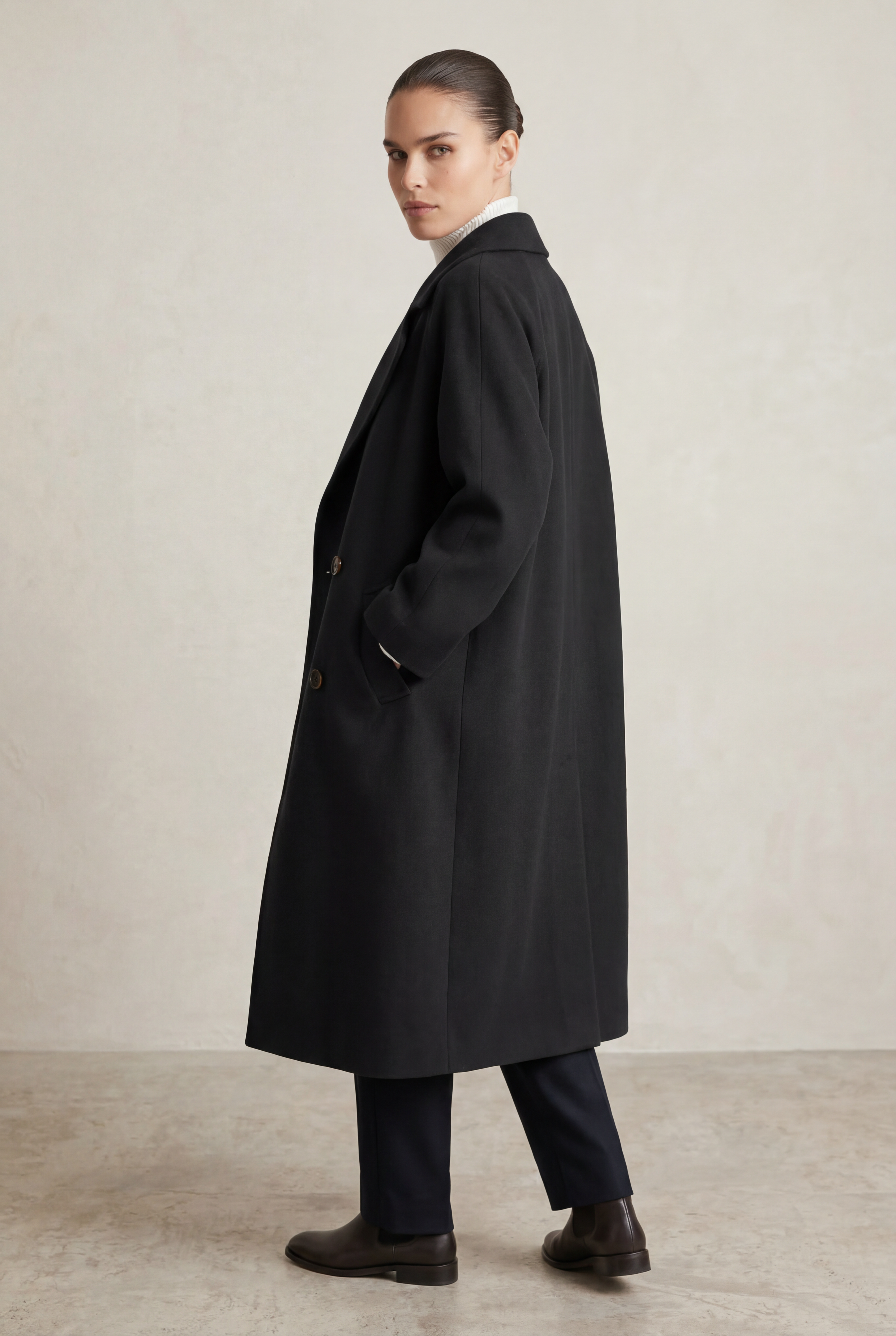 AMARA | Long Tailored Coat