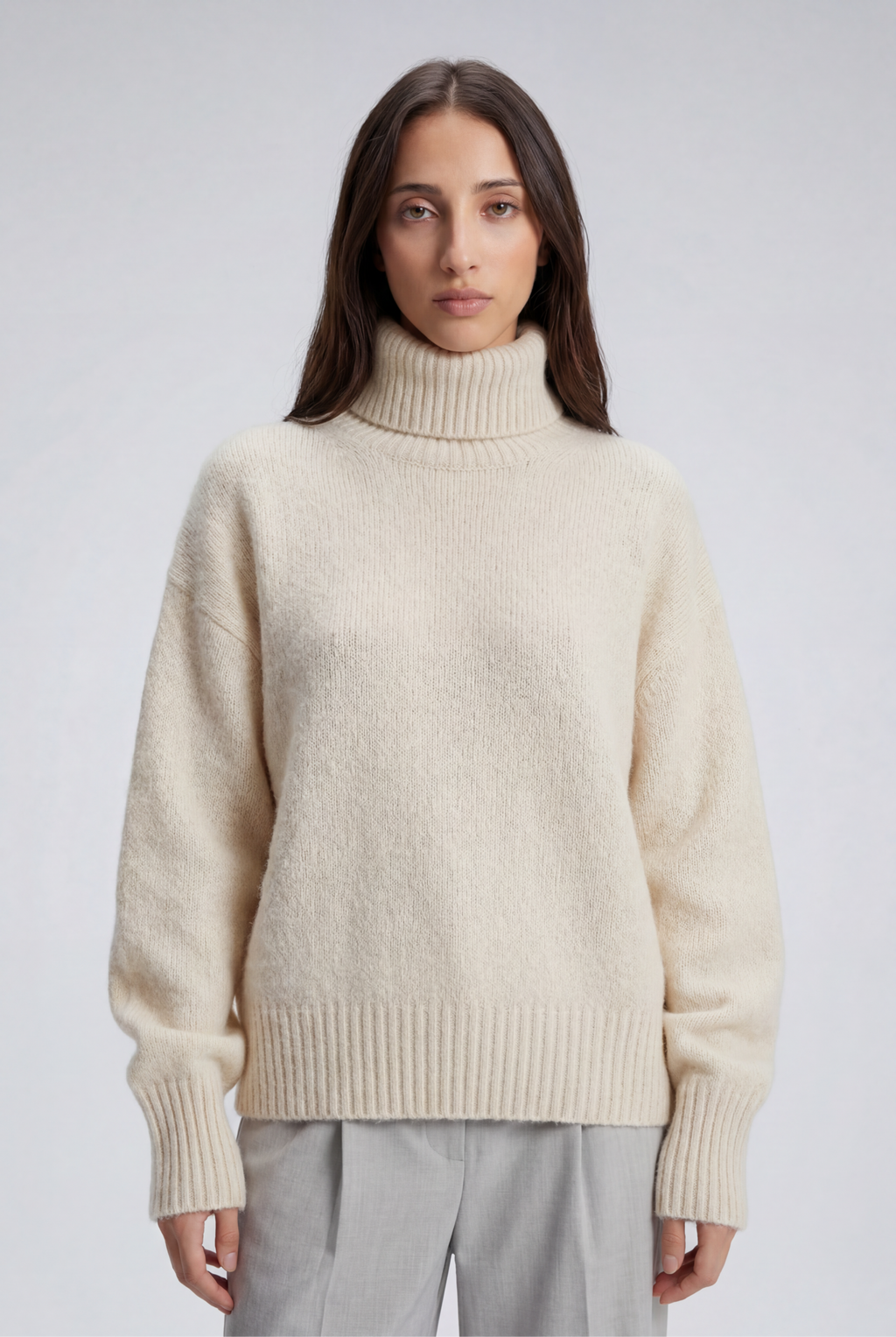 Elowyn | Soft Turtleneck Sweater