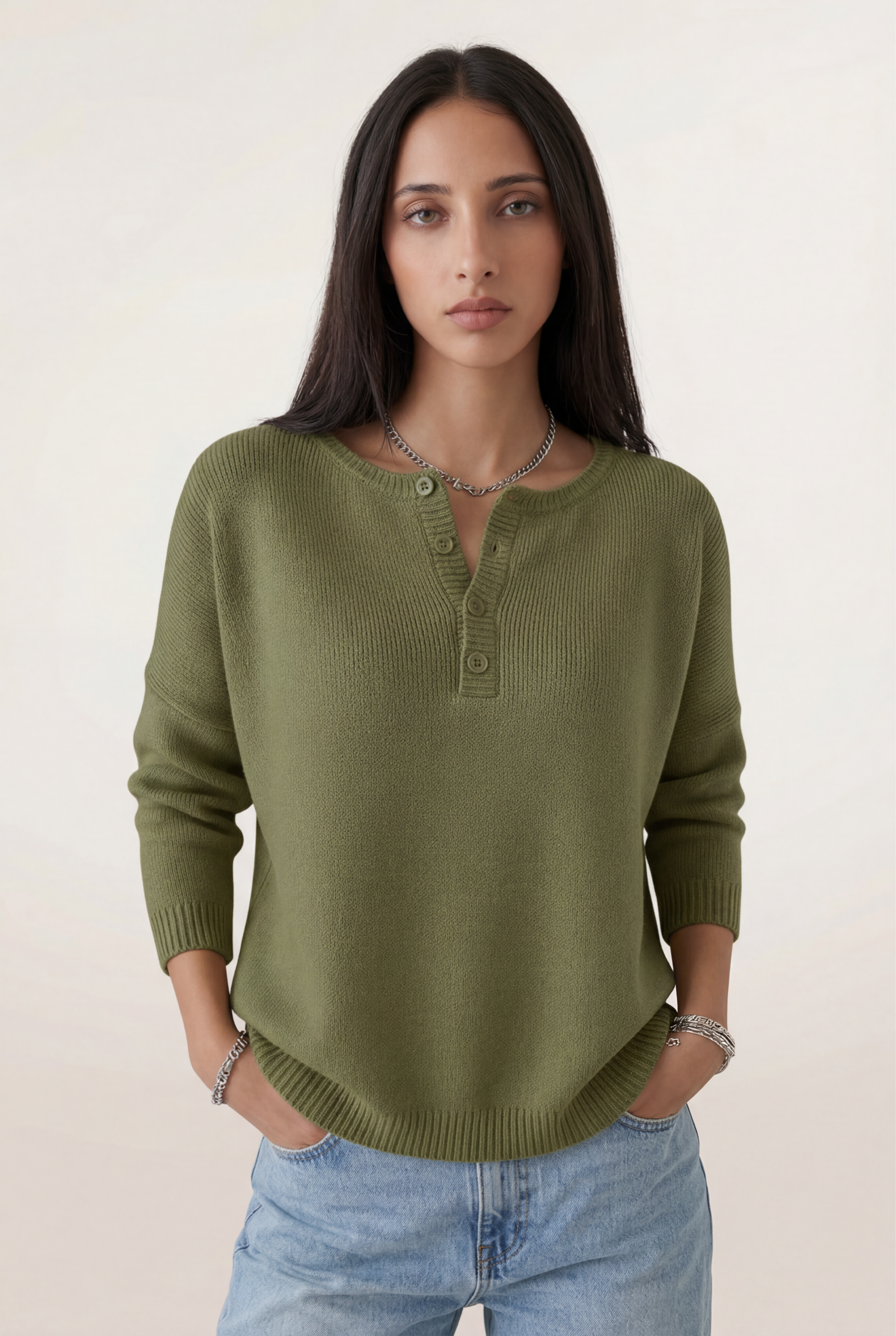 Elvéra | Soft Henley Knit Sweater