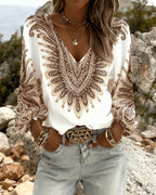Karen | Top with V-Neck and Retro Print